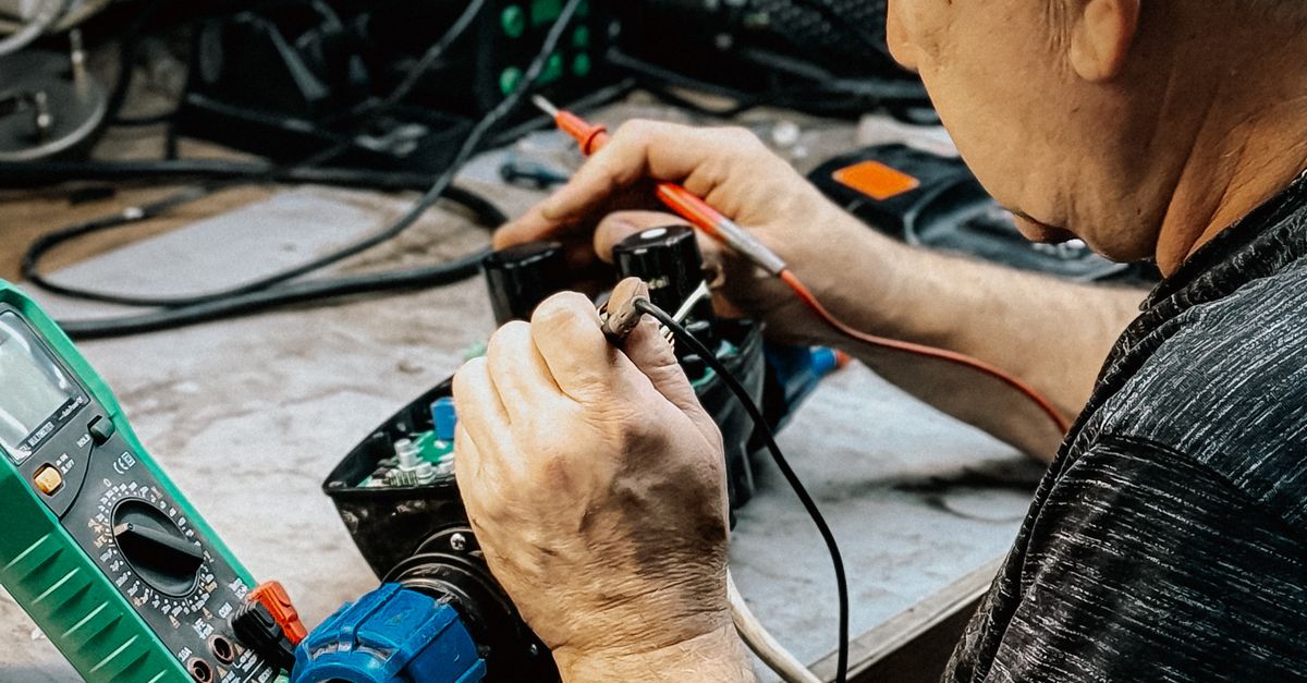 Understanding the Cost Breakdown in Electrician Quotes